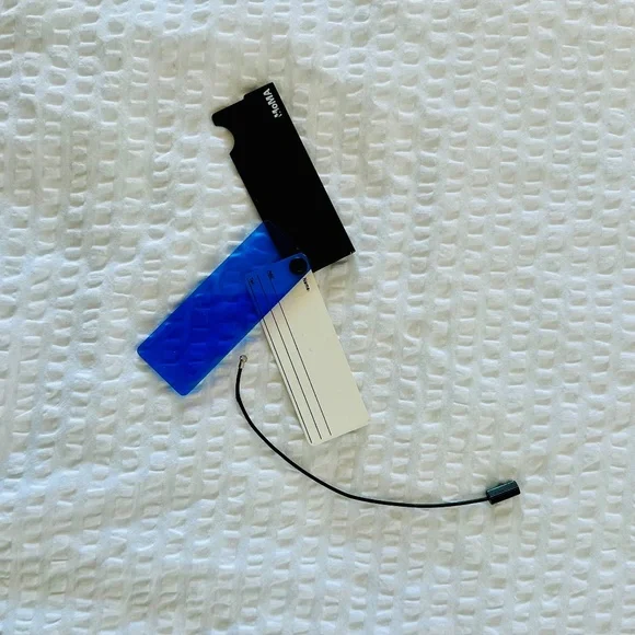 MoMA Luggage Tag - Picture 5 of 5